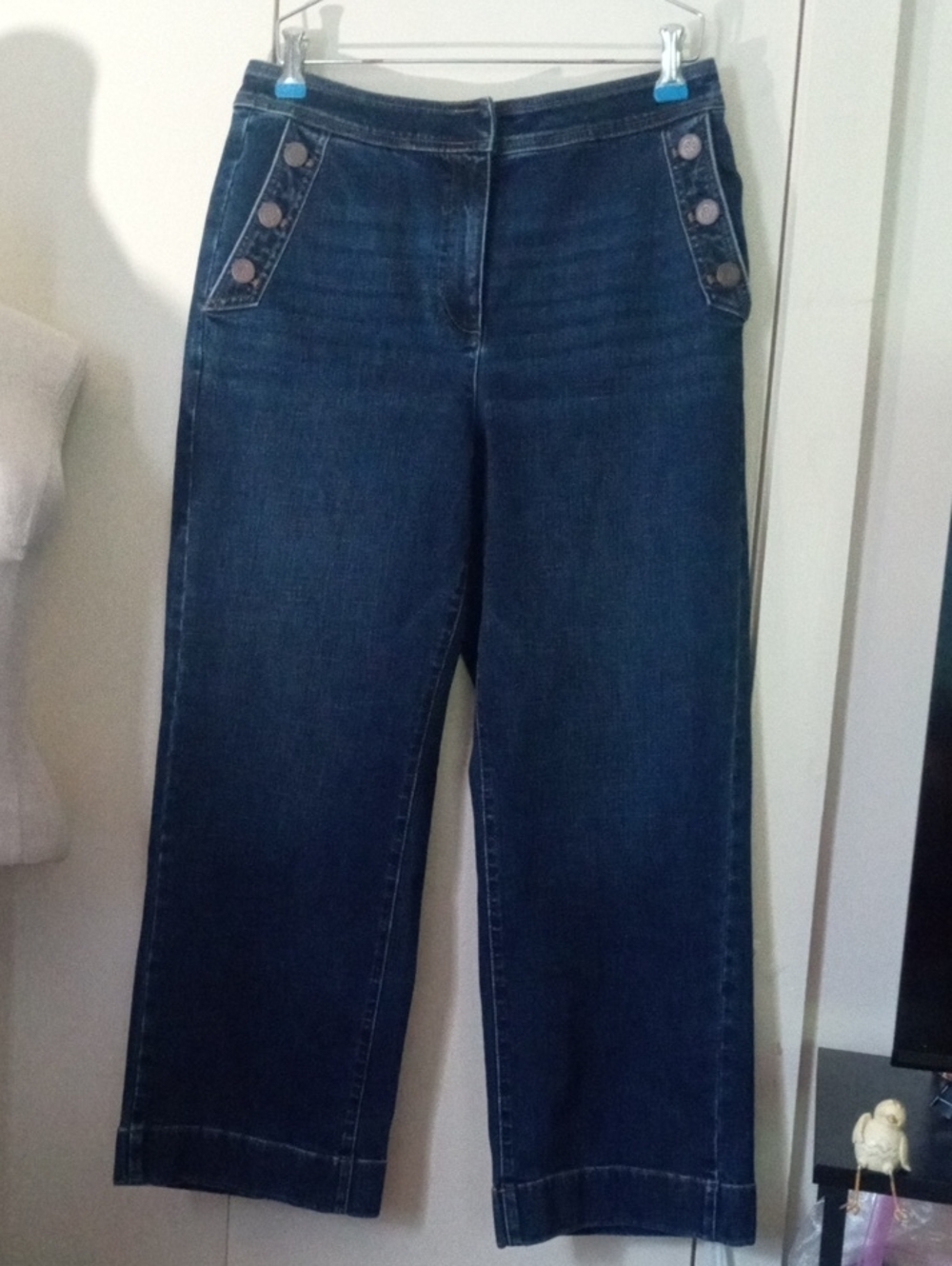 Talbots Wide Leg Deep Blue Wash Jeans with Three Button Angled Pockets Size 14P
